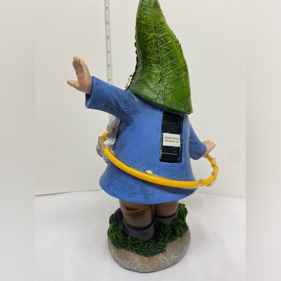 Light Up Hoola Hoop Garden Gnome 🏡🌻🌺🧚‍♀️ - Picture 7 of 9